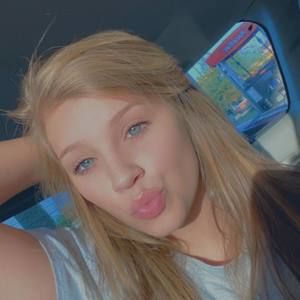 Meet your Posher, Mckenzie